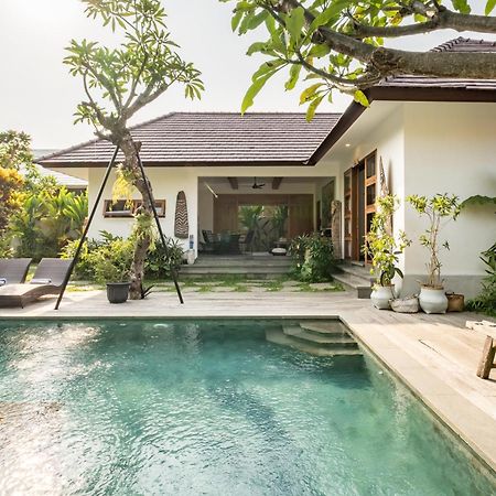 Villa Nya Ubud Εξωτερικό φωτογραφία